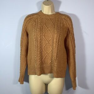 Gap camel tan cable knit crew neck cotton sweater boxy fit shorter fit size med